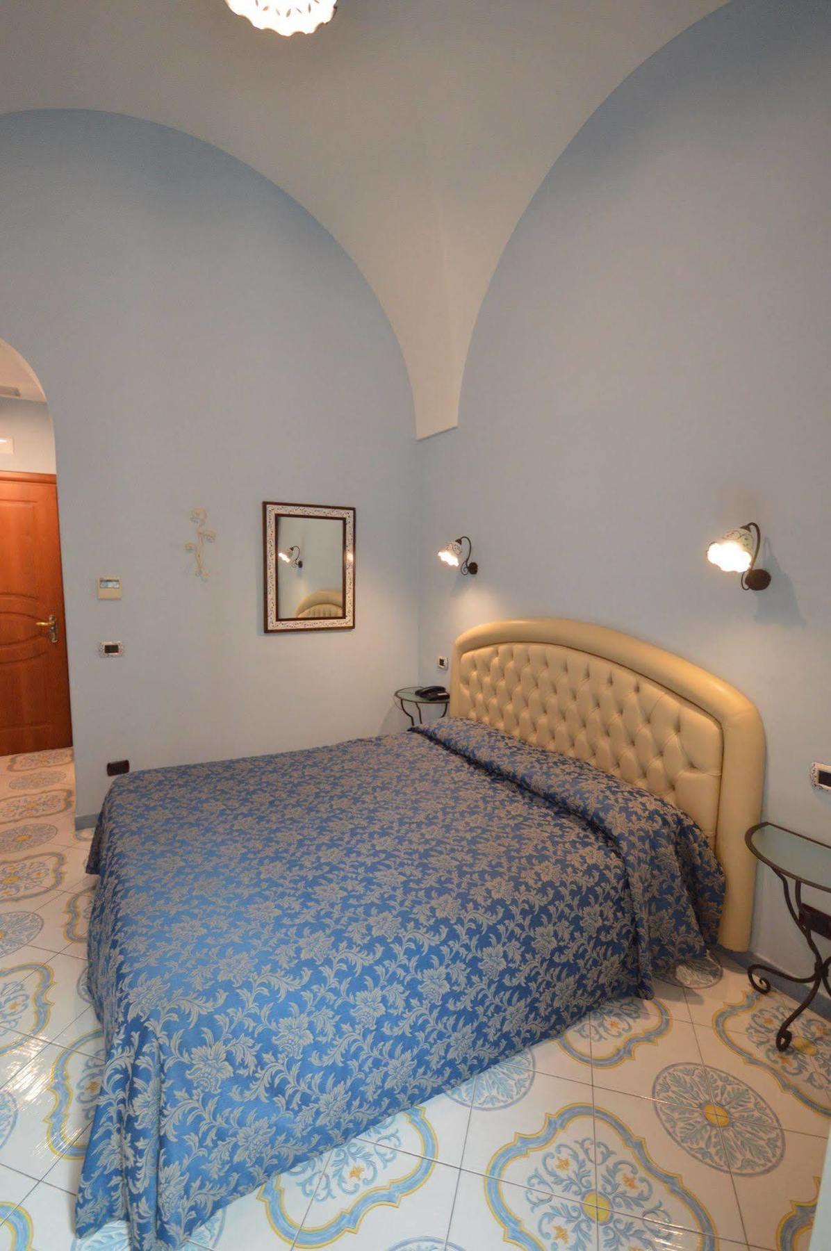 B&B Palazzo Pisani Amalfi Buitenkant foto